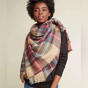 ModCloth Loch & Key Tartan Oversized Plaid Blanket Scarf in Tan, Red & Green